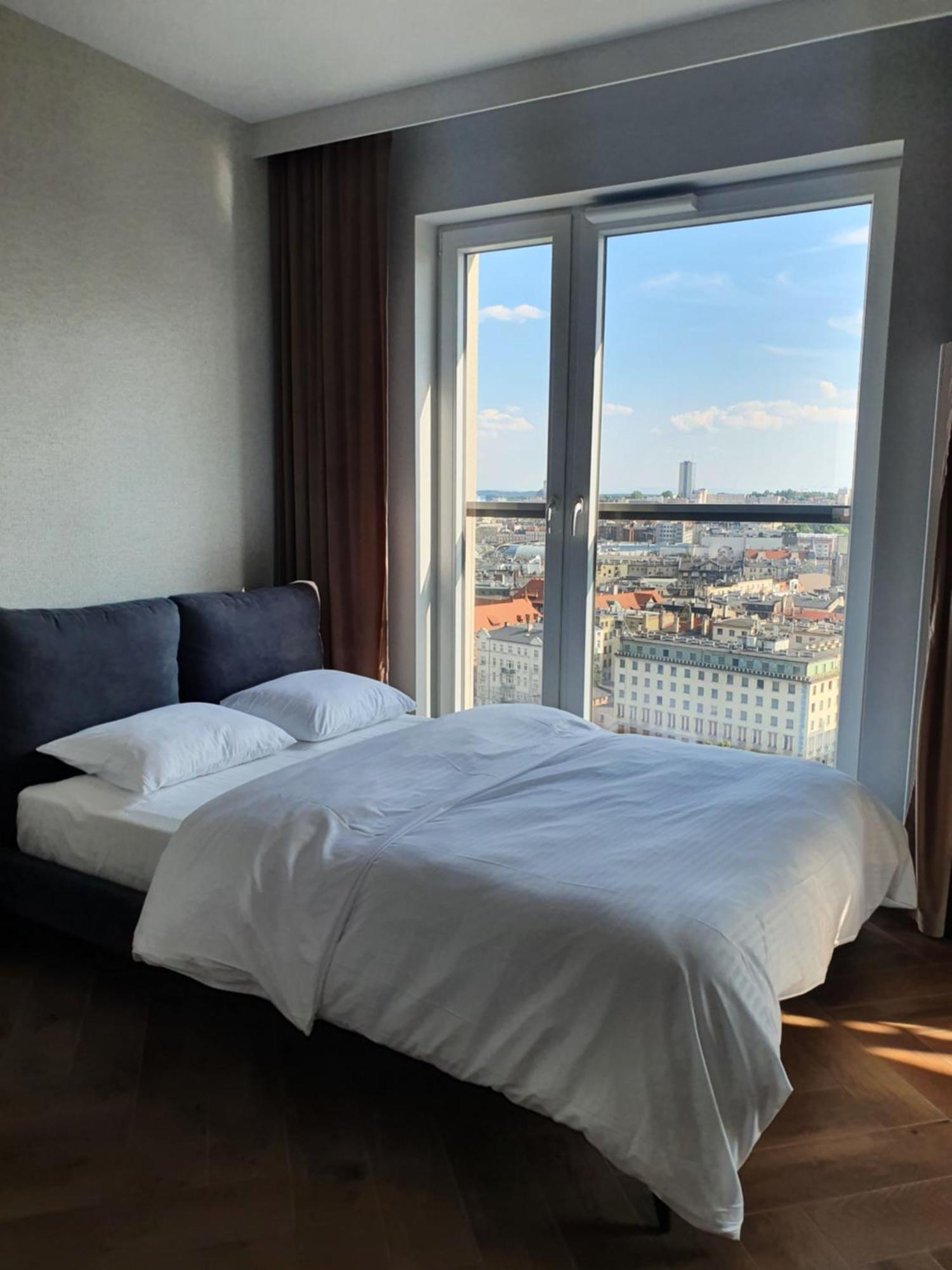 15 Pietro Sokolska 30 Towers Apartments - New - Lux - Parking - Sauna - Gym- And The Best View In Katowice Habitación foto